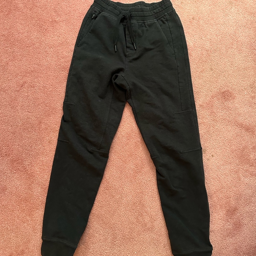 Black Lululemon joggers